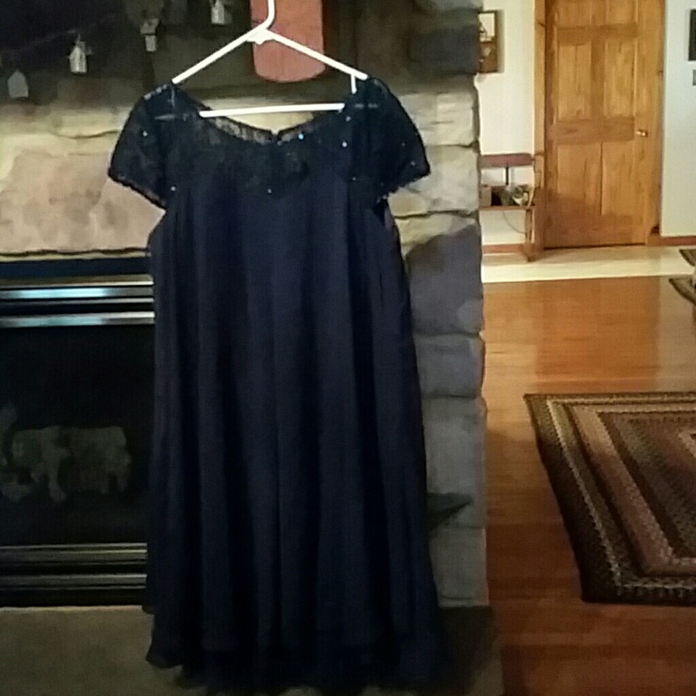 Navy cocktail dress
